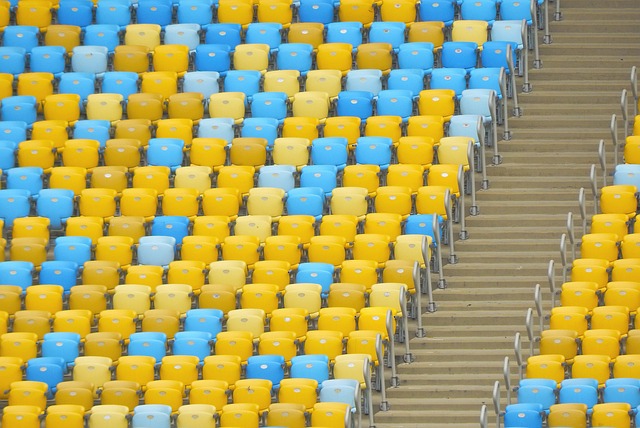 作为回应 作为回应